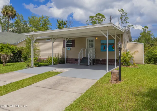 Photo 1 of Manufactured home for sale at 156 Lake Margo Dr, Satsuma, FL 32189 | MLS# 2162957 | Listing updated on 2026-09-03