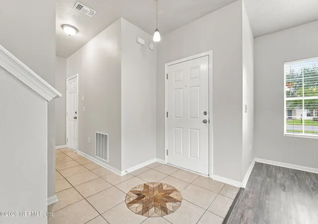 Photo 2 of Single family home for sale at 1936 Mcgirts Point Blvd, Jacksonville, FL 32221 | MLS# 2163404 | Listing updated on 2026-09-03