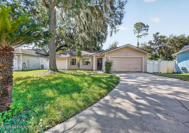 Photo 2 of Single family home for sale at 2009 Chelwood Ct, Jacksonville, FL 32233 | MLS# 2163027 | Listing updated on 2026-09-06