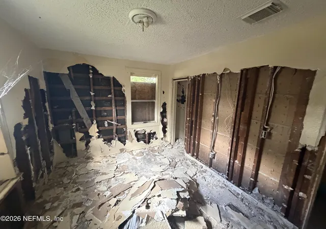 Photo 3 of Single family home for sale at 3229 Dignan St, Jacksonville, FL 32254 | MLS# 2163958 | Listing updated on 2026-09-18