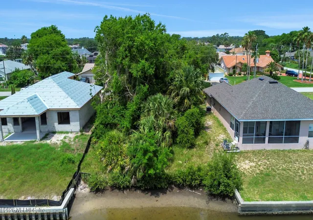 Photo 1 of Land for sale at 44 Comanche Ct, Palm Coast, FL 32137 | MLS# 2163327 | Listing updated on 2026-09-03