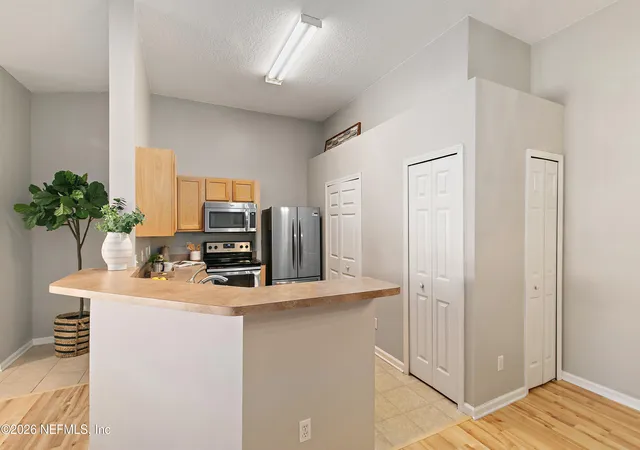 Listing Photo 5 - Condo for sale in building located at 37 Jardin De Mer Pl, Jacksonville Beach, FL 32250 - Unit #37