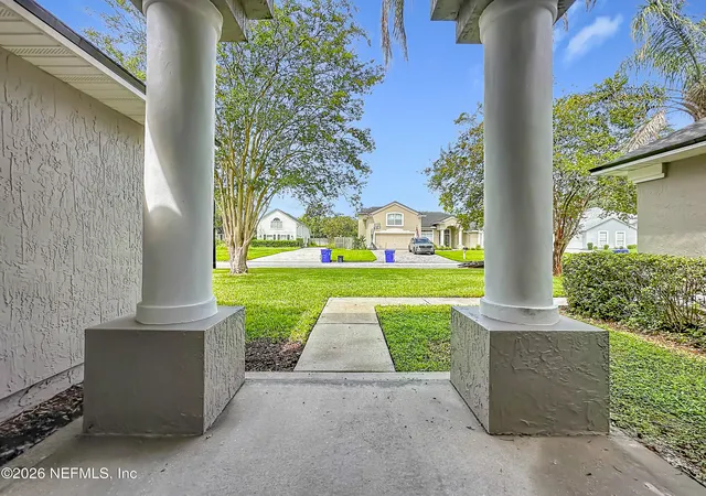 Photo 3 of Single family home for sale at 420 Twin Oaks Ln, Saint Johns, FL 32259 | MLS# 2163130 | Listing updated on 2026-09-15