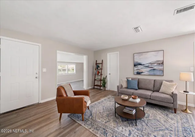 Photo 3 of Single family home for sale at 215 Edson Dr, Orange Park, FL 32073 | MLS# 2163649 | Listing updated on 2026-09-17