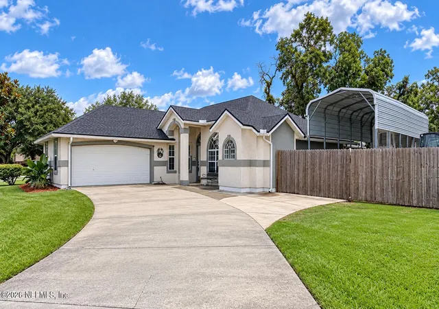 Photo 2 of Sale Pending at 2731 Fabius Ct, Green Cove Springs, FL 32043 | MLS# 2163167 | Listing updated on 2026-09-12