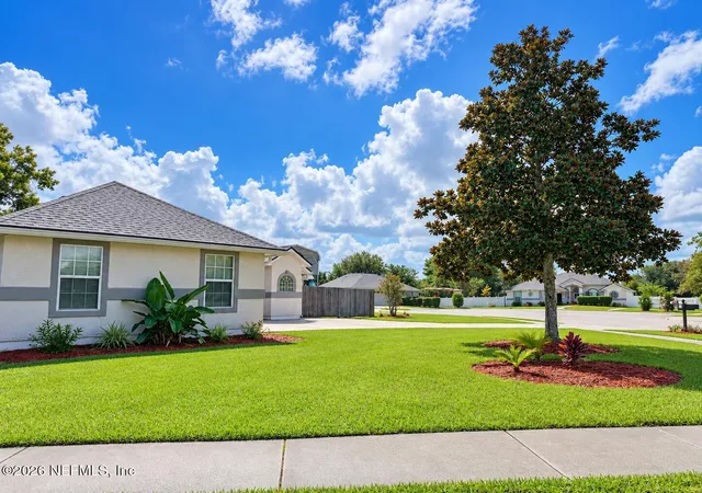 Photo 4 of Sale Pending at 2731 Fabius Ct, Green Cove Springs, FL 32043 | MLS# 2163167 | Listing updated on 2026-09-12