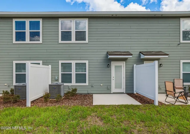 Photo 3 of Townhouse for sale at 10108 Whistling Pine Ct, Jacksonville, FL 32221 | MLS# 2163361 | Listing updated on 2026-09-03