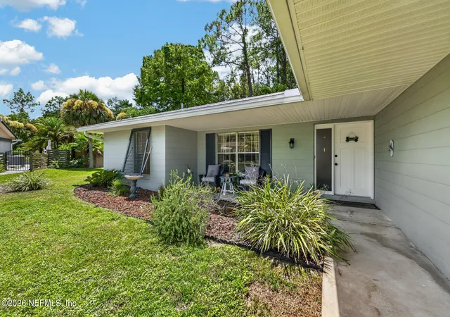 Photo 2 of Single family home for sale at 829 Rita Cir, Saint Augustine, FL 32086 | MLS# 2163295 | Listing updated on 2026-10-05