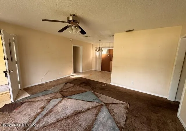Photo 3 of Sale Pending at 3013 Newell Blvd, Jacksonville, FL 32216 | MLS# 2163284 | Listing updated on 2026-09-14
