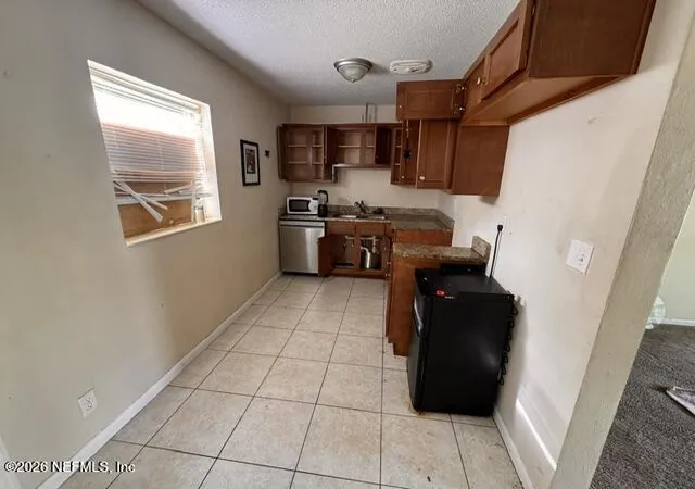 Photo 4 of Sale Pending at 3013 Newell Blvd, Jacksonville, FL 32216 | MLS# 2163284 | Listing updated on 2026-09-14