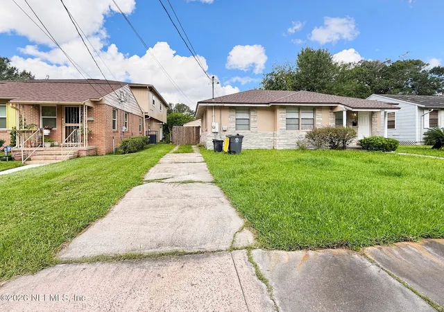 Photo 3 of Single family home for sale at 1660 University St, Jacksonville, FL 32209 | MLS# 2163571 | Listing updated on 2026-09-04