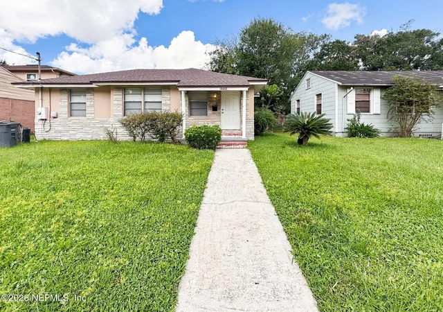 Photo 4 of Single family home for sale at 1660 University St, Jacksonville, FL 32209 | MLS# 2163571 | Listing updated on 2026-09-04