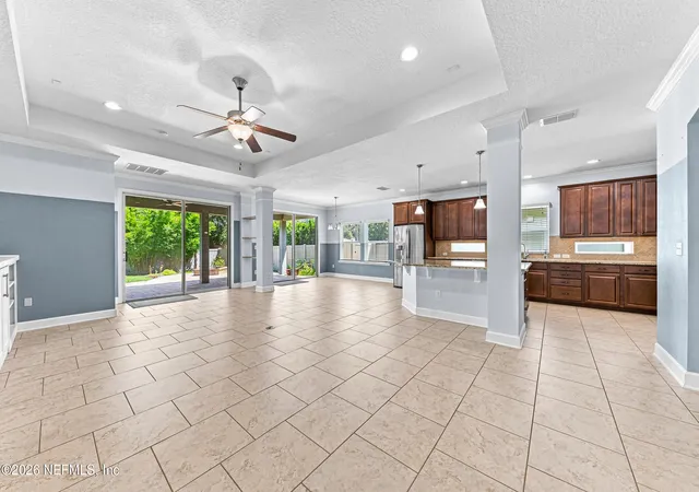 Photo 3 of Sale Pending at 3619 Crossview Dr, Jacksonville, FL 32224 | MLS# 2163636 | Listing updated on 2026-10-19
