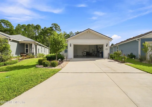 Photo 3 of Single family home for sale at 135 Fairlake Cir, Saint Augustine, FL 32092 | MLS# 2163339 | Listing updated on 2026-09-13