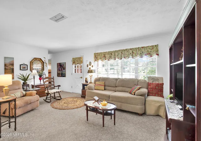 Photo 3 of Single family home for sale at 302 Westover Cir, Palatka, FL 32177 | MLS# 2164094 | Listing updated on 2026-10-23