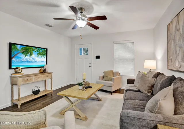 Photo 4 of Single family home for sale at 256 Aquarius Cir N, Jacksonville, FL 32216 | MLS# 2163331 | Listing updated on 2026-09-13