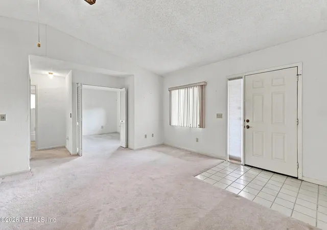 Photo 2 of Single family home for sale at 5 White Hall Dr, Palm Coast, FL 32164 | MLS# 2163396 | Listing updated on 2026-09-10