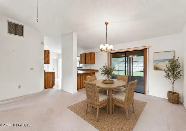 Photo 3 of Single family home for sale at 5 White Hall Dr, Palm Coast, FL 32164 | MLS# 2163396 | Listing updated on 2026-09-10