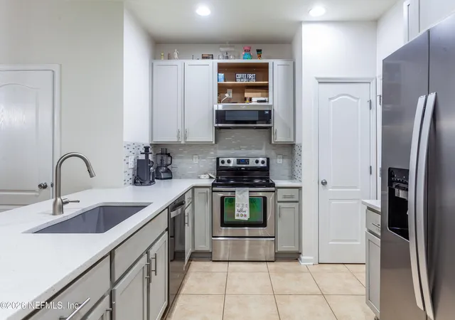 Photo 4 of Townhouse for sale at 5948 Bartram Village Dr, Jacksonville, FL 32258 | MLS# 2163359 | Listing updated on 2026-09-19