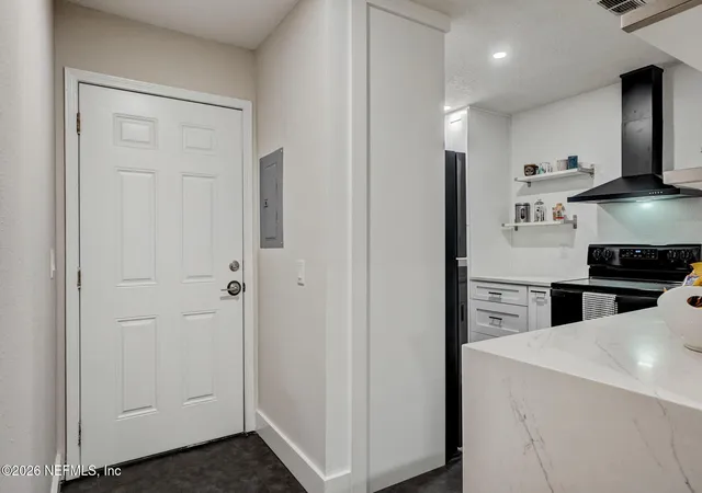 Photo 3 of Condo for sale at 8300 Plz Gate Ln #1071, Jacksonville, FL 32217 | MLS# 2163412 | Listing updated on 2026-09-13