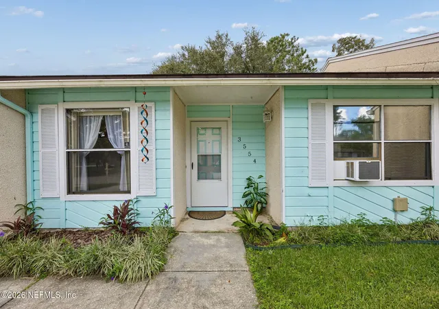 Photo 2 of Townhouse for sale at 3554 Tiara Way W, Jacksonville, FL 32223 | MLS# 2163418 | Listing updated on 2026-09-04