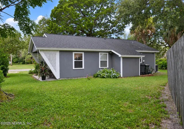 Photo 3 of Single family home for sale at 199 Main St, Atlantic Beach, FL 32233 | MLS# 2163438 | Listing updated on 2026-09-20