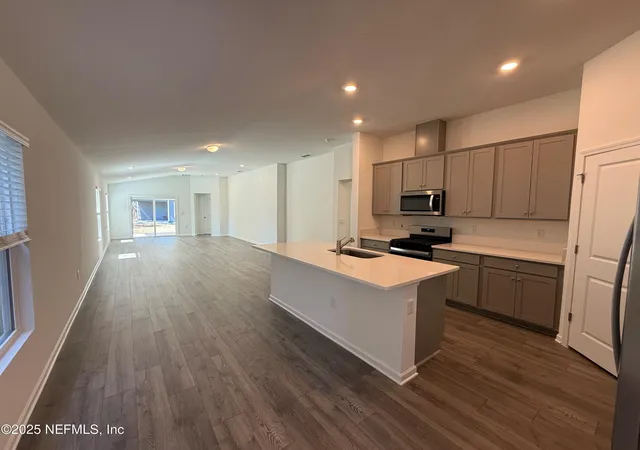 Photo 2 of Single family home for sale at 1818 Trainors Way, Jacksonville, FL 32218 | MLS# 2163431 | Listing updated on 2026-09-16