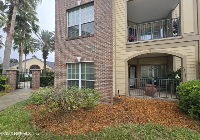 Photo 2 of Condo for sale at 7800 Point Meadows Dr #1017, Jacksonville, FL 32256 | MLS# 2163472 | Listing updated on 2026-09-18
