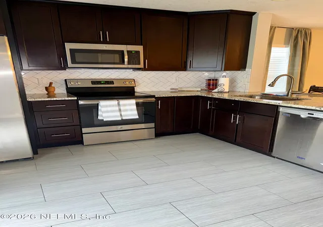 Photo 4 of Single family home for sale at 117 Brookfall Dr, Saint Augustine, FL 32092 | MLS# 2163593 | Listing updated on 2026-09-07