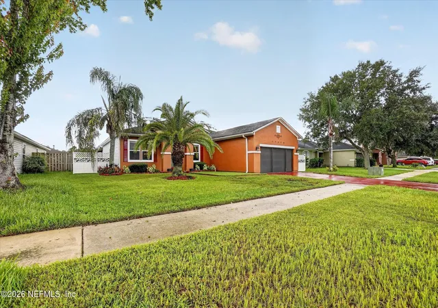 Photo 1 of Single family home for sale at 11518 Brian Lakes Dr N, Jacksonville, FL 32221 | MLS# 2163668 | Listing updated on 2026-10-04