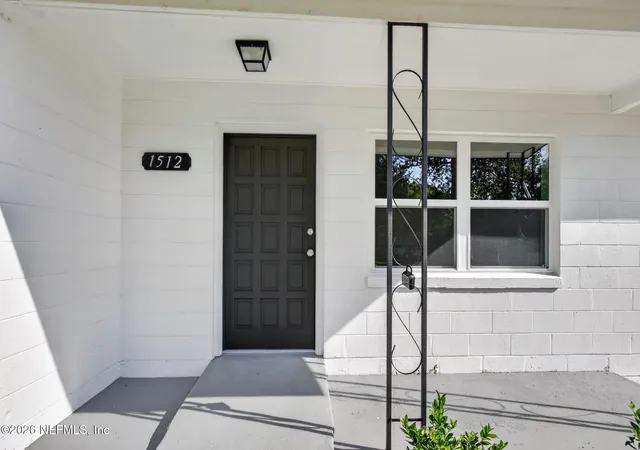 Photo 4 of Single family home for sale at 1512 Anderson St, Green Cove Springs, FL 32043 | MLS# 2163505 | Listing updated on 2026-09-04