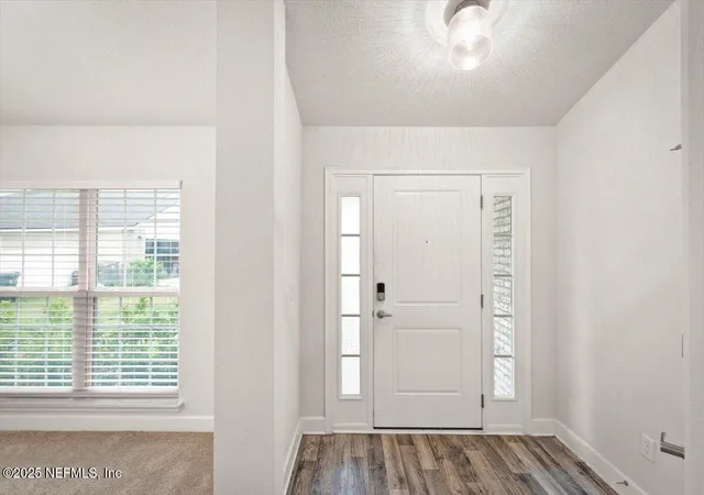 Photo 3 of Single family home for sale at 7271 Gateway Ct, Jacksonville, FL 32219 | MLS# 2163733 | Listing updated on 2026-09-06