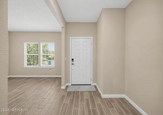 Photo 3 of Single family home for sale at 911 Colon Ln, Jacksonville, FL 32218 | MLS# 2163527 | Listing updated on 2026-09-05