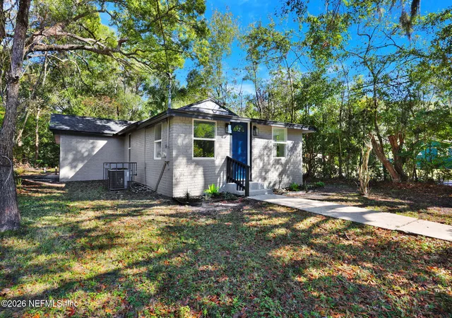 Photo 3 of Single family home for sale at 5807 Castellano Ave, Jacksonville, FL 32208 | MLS# 2163547 | Listing updated on 2026-09-16