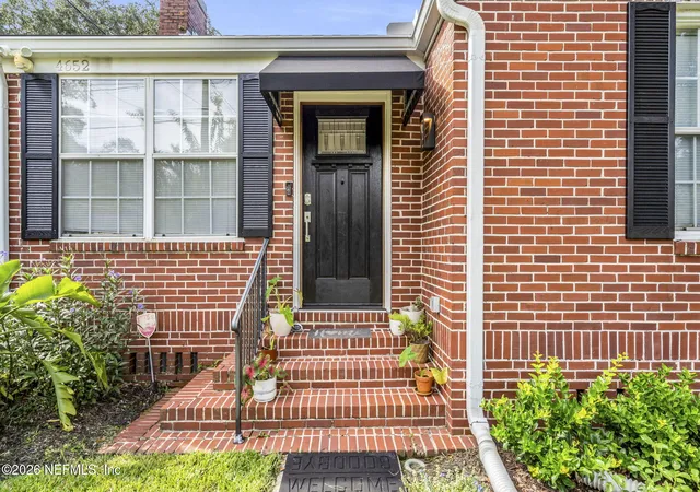 Photo 3 of Single family home for sale at 4652 College St, Jacksonville, FL 32205 | MLS# 2163566 | Listing updated on 2026-09-13