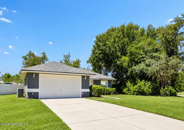 Photo 2 of Single family home for sale at 2 Selden Ct, Palm Coast, FL 32164 | MLS# 2164355 | Listing updated on 2026-09-11