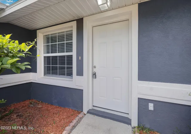 Photo 3 of Single family home for sale at 2 Selden Ct, Palm Coast, FL 32164 | MLS# 2164355 | Listing updated on 2026-09-11