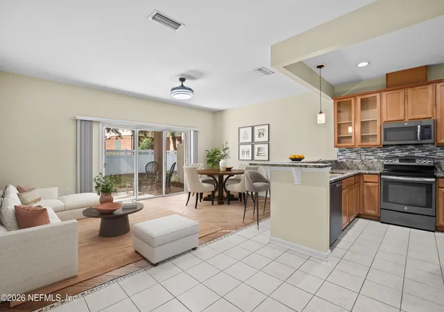 Photo 3 of Townhouse for sale at 529 Sunstone Ct, Orange Park, FL 32065 | MLS# 2163632 | Listing updated on 2026-09-16
