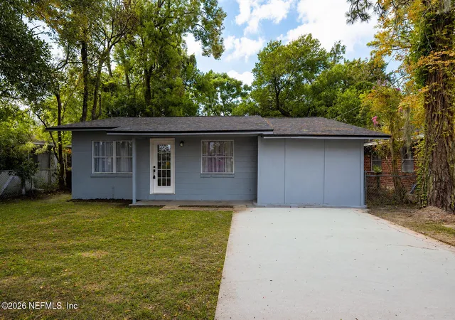 Single family home for sale at 8308 Hare Ave, Jacksonville, FL 32211 | MLS# 2163665