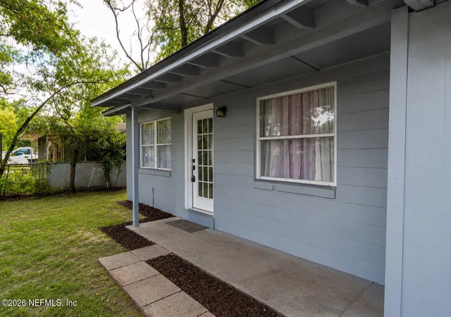 Photo 4 of Single family home for sale at 8308 Hare Ave, Jacksonville, FL 32211 | MLS# 2163665 | Listing updated on 2026-10-03