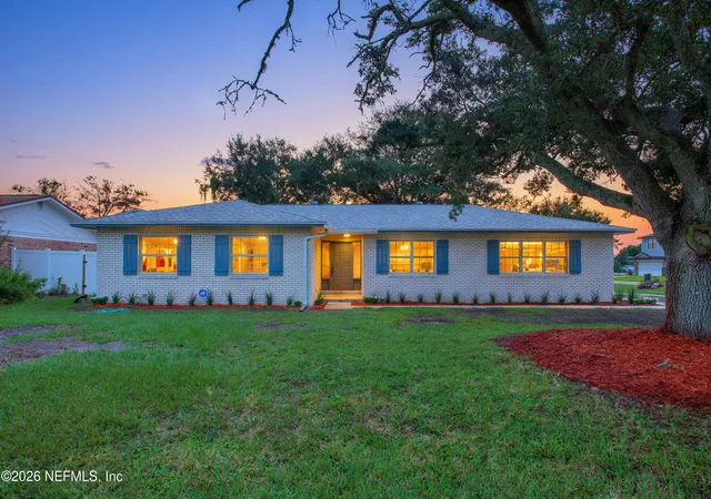 Photo 1 of Single family home for sale at 60 Dolphin Blvd E, Ponte Vedra Beach, FL 32082 | MLS# 2163661 | Listing updated on 2026-09-14