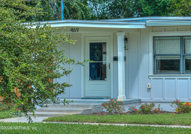 Photo 2 of Single family home for sale at 469 Skate Rd, Atlantic Beach, FL 32233 | MLS# 2163658 | Listing updated on 2026-10-02