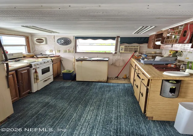 Photo 2 of Manufactured home for sale at 309 Bass Trl, Crescent City, FL 32112 | MLS# 2163679 | Listing updated on 2026-09-10