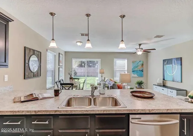 Photo 2 of Single family home for sale at 1308 Lake Shore Blvd, Jacksonville, FL 32205 | MLS# 2163706 | Listing updated on 2026-09-05