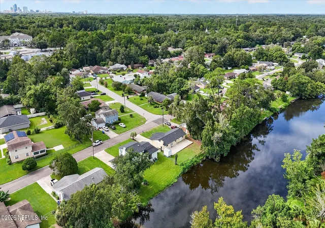 Photo 2 of Single family home for sale at 2071 Courtney Dr, Jacksonville, FL 32208 | MLS# 2163722 | Listing updated on 2026-09-10