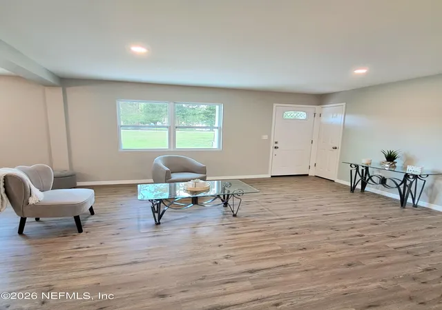 Photo 4 of Single family home for sale at 284 SW Burnett Ln, Lake City, FL 32024 | MLS# 2163730 | Listing updated on 2026-10-08