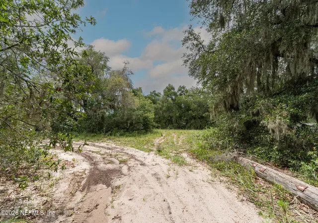 Photo 3 of Land for sale at 103 Seminole Dr, Interlachen, FL 32148 | MLS# 2163761 | Listing updated on 2026-09-07