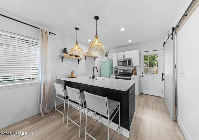 Photo 3 of Townhouse for sale at 525 6th Avenue S, Jacksonville Beach, FL 32250 | MLS# 2163767 | Listing updated on 2026-09-18