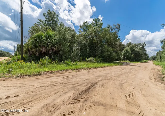 Photo 4 of Land for sale at 0010 Kin St, Interlachen, FL 32148 | MLS# 2163780 | Listing updated on 2026-09-07