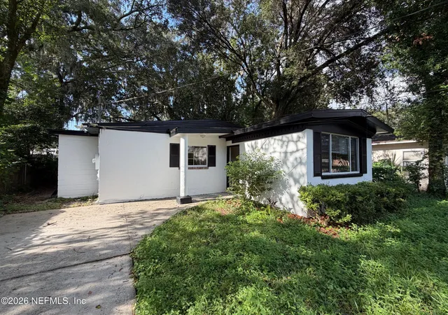 Photo 1 of Single family home for sale at 1834 Brooker Rd, Jacksonville, FL 32207 | MLS# 2163777 | Listing updated on 2026-09-17